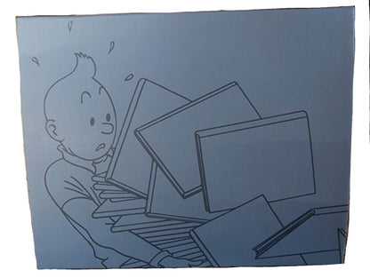 Moulinsart Tintin tenant les albums V2 - Les Images Mythiques